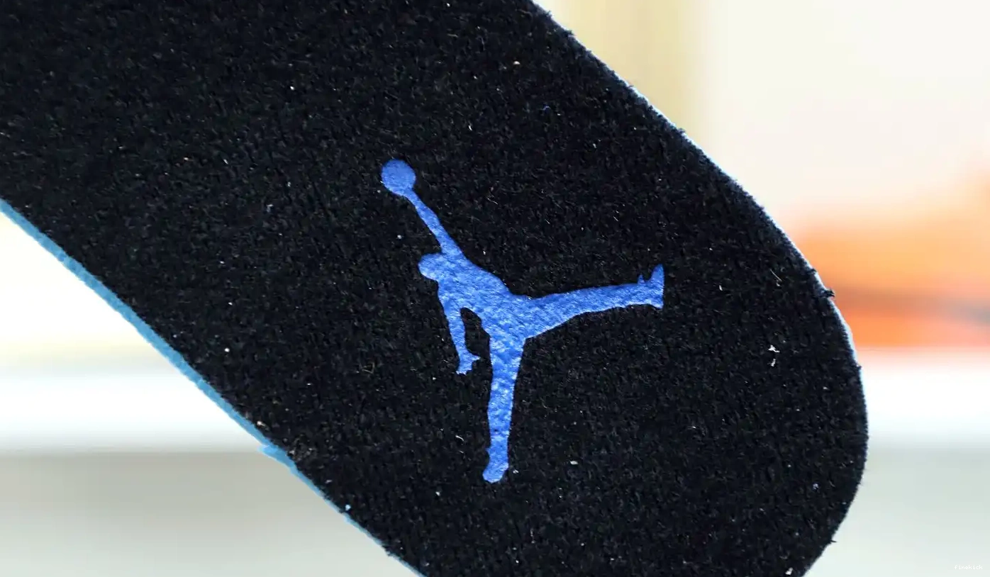 AIR MOTORSPORTS 4 JORDAN RETRO 0518